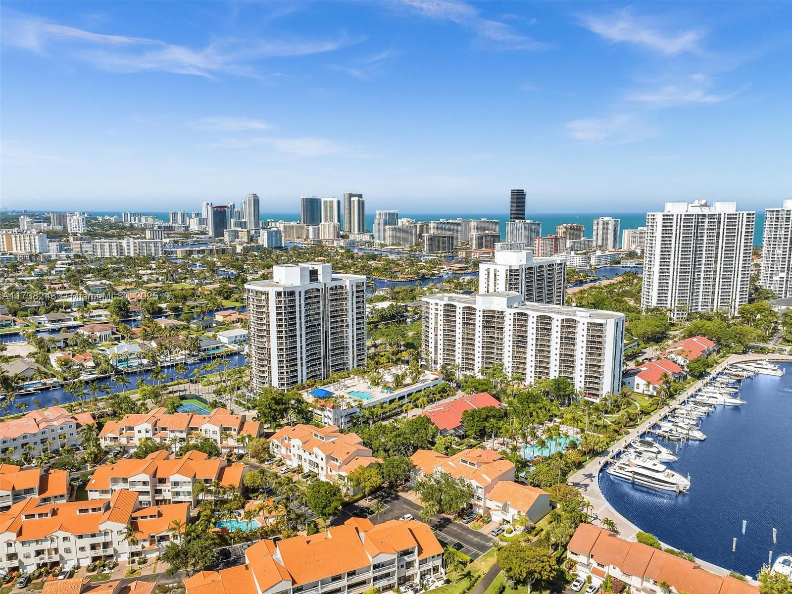 3600 Yacht Club Dr 304, Aventura, Miami-Dade County, Florida - 1 Bedrooms  
2 Bathrooms - 