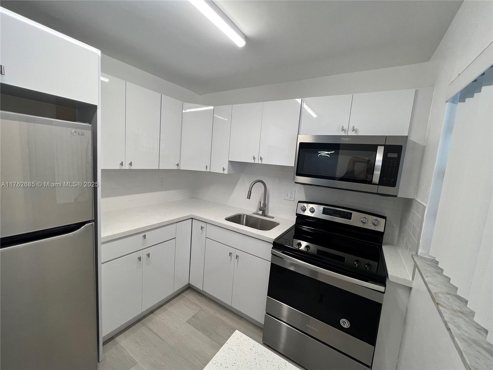 KINGS COVE CONDO - Residential