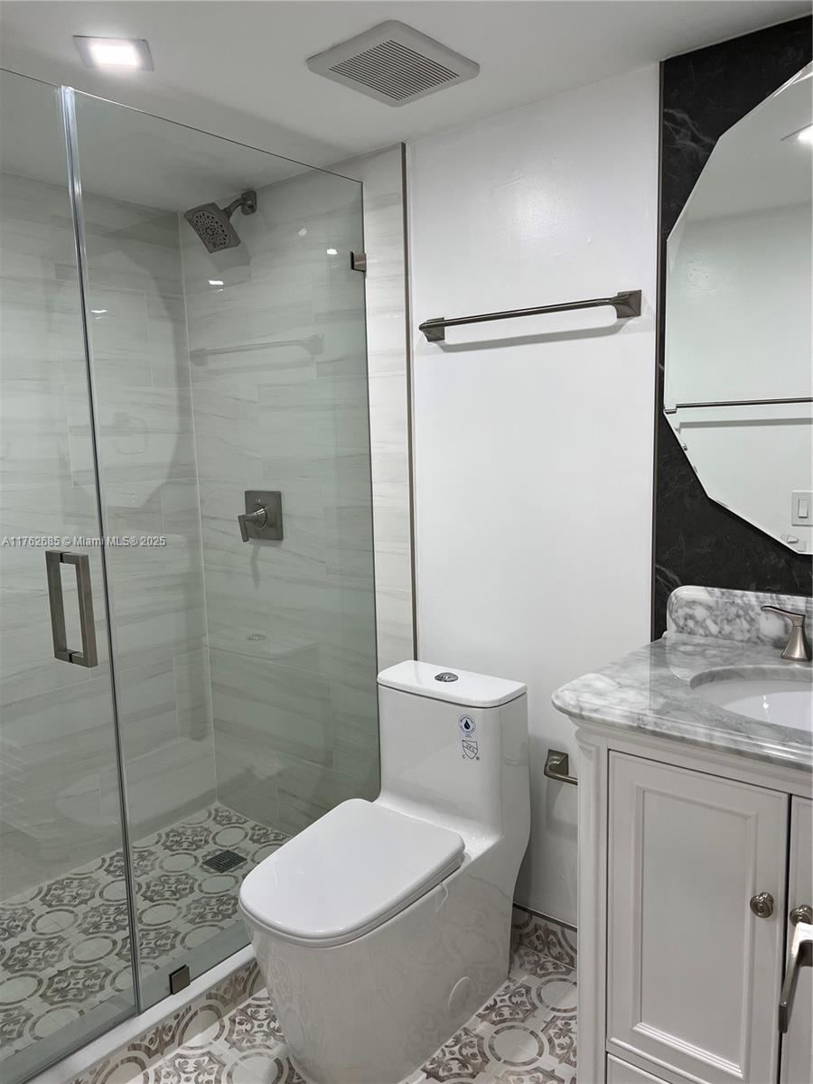KINGS COVE CONDO - Residential