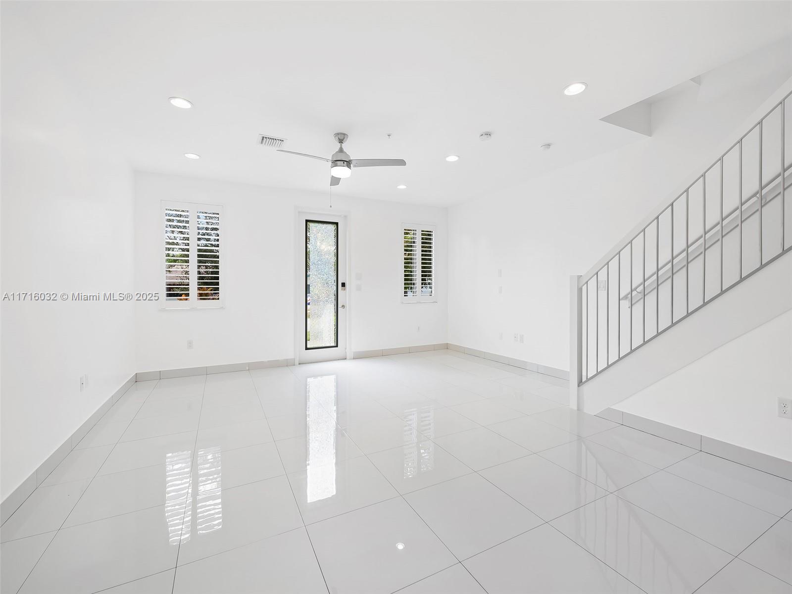 WEITZER AVENTURA PLACE CO - Residential