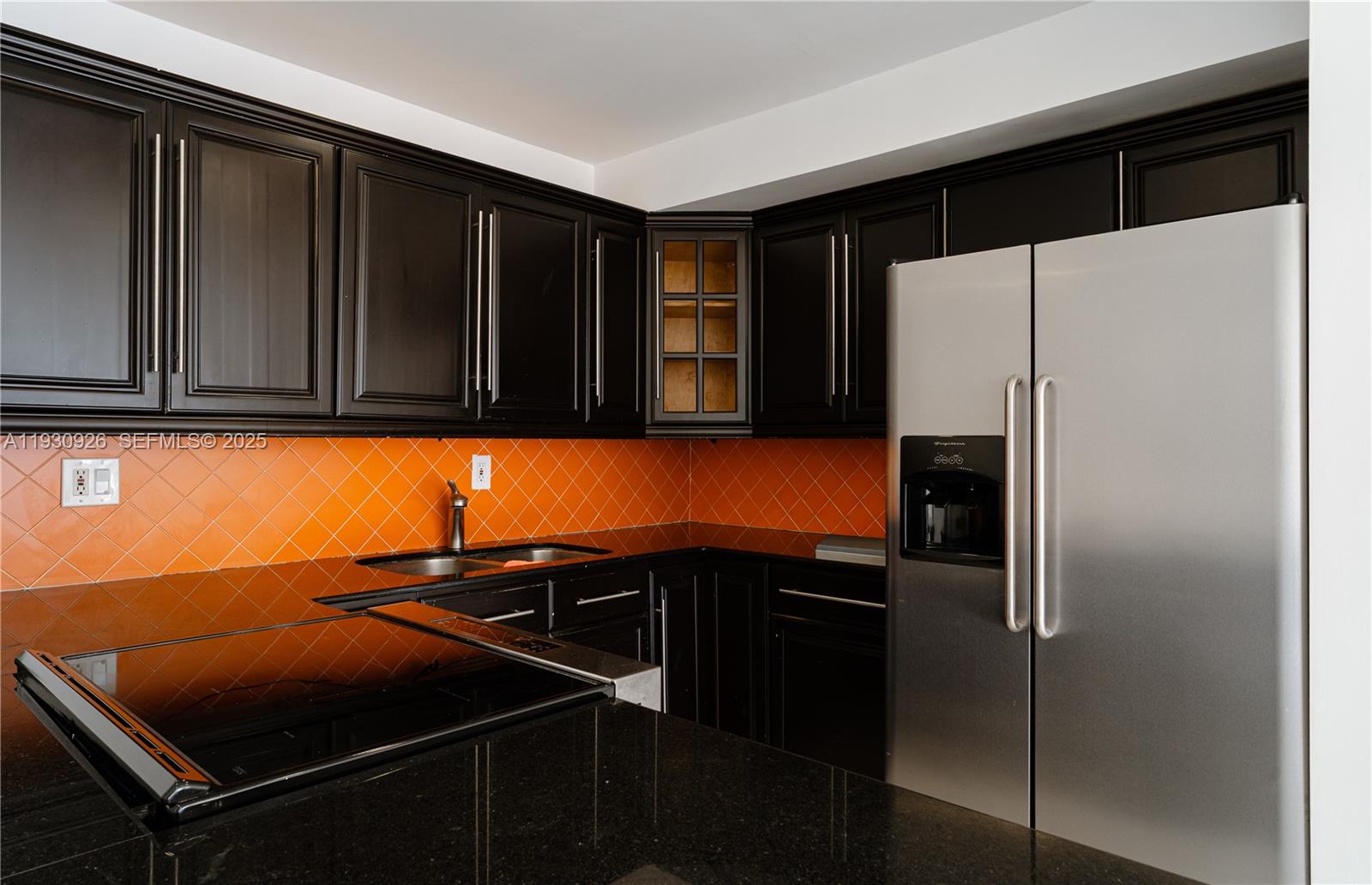 SUNNY SHORES CONDO - Residential Lease