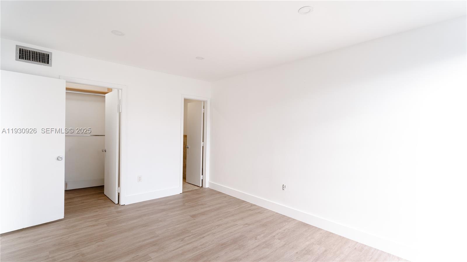 SUNNY SHORES CONDO - Residential Lease