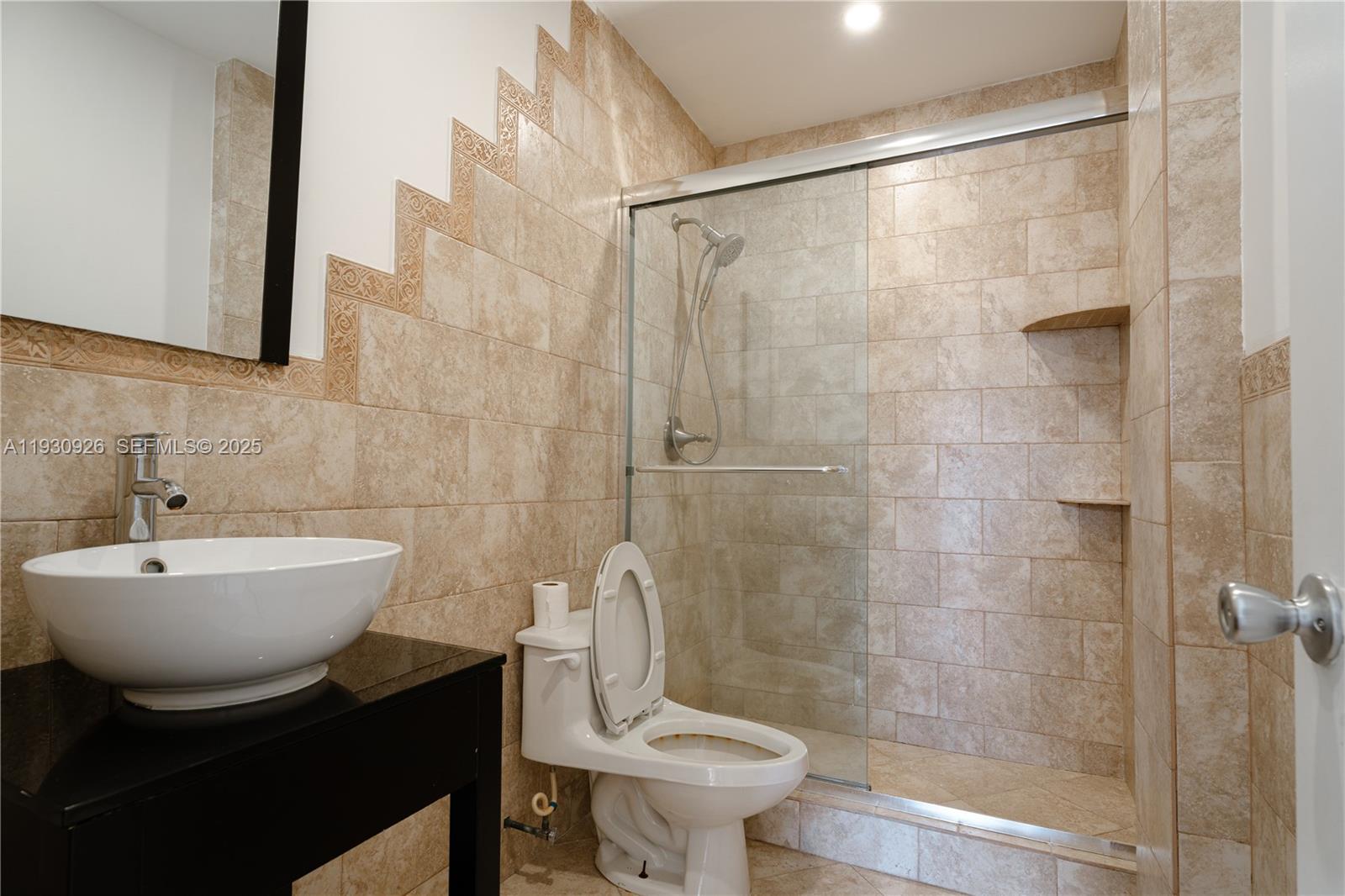 SUNNY SHORES CONDO - Residential Lease