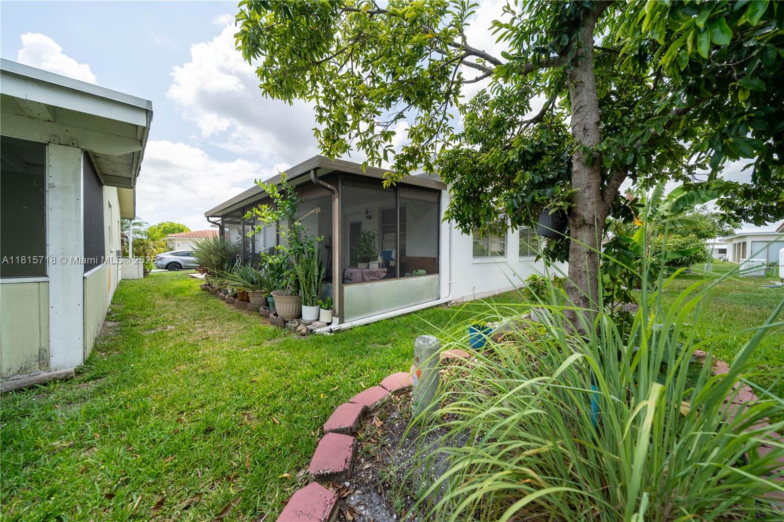 MAINLANDS OF TAMARAC LAKE - Residential