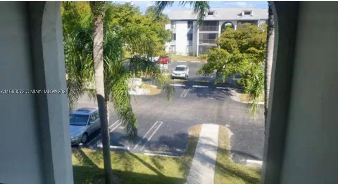 PALM CLUB VILLAGE I CONDO - Residential