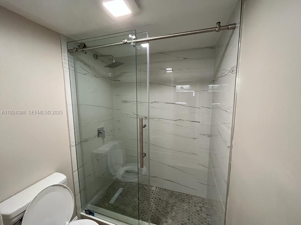 TOWN SQUARE CONDO - Residential Lease