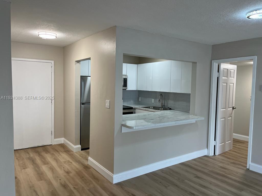 TOWN SQUARE CONDO - Residential Lease