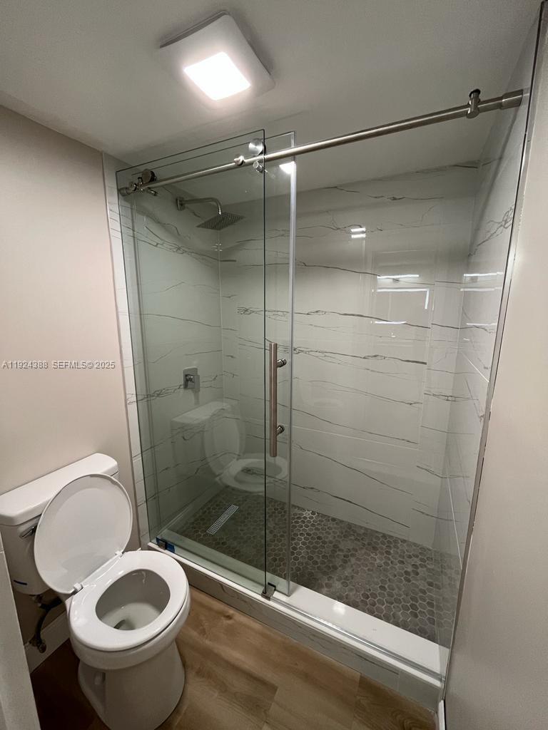 TOWN SQUARE CONDO - Residential Lease