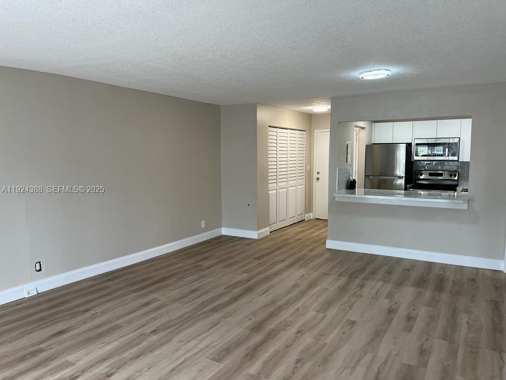 TOWN SQUARE CONDO - Residential Lease