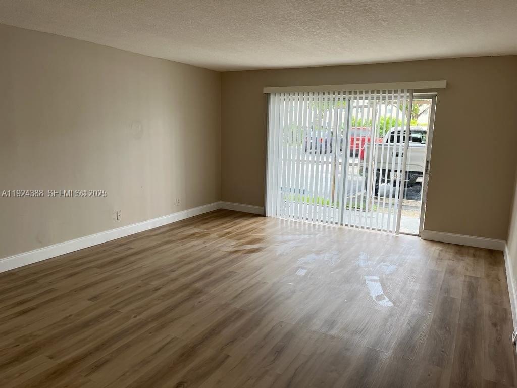 TOWN SQUARE CONDO - Residential Lease