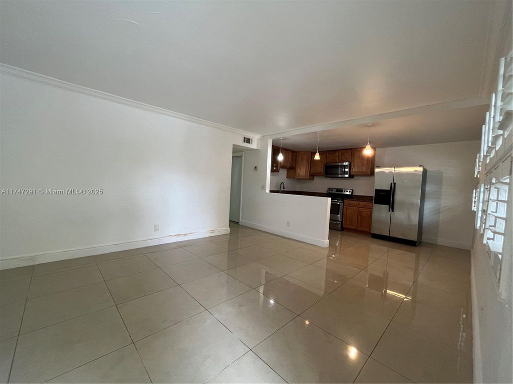 Photo of 3421 NE 15th Ave #3, Oakland Park, FL 33334 (MLS # A11747291)