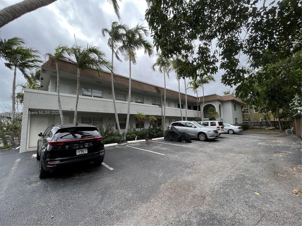 Photo of 3421 NE 15th Ave #3, Oakland Park, FL 33334 (MLS # A11747291)