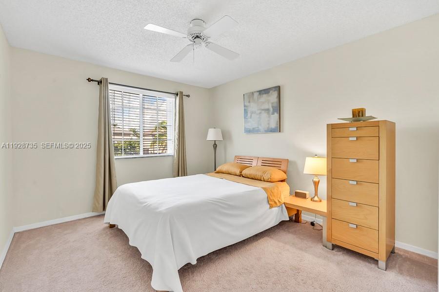 TWIN ACRES - Residential