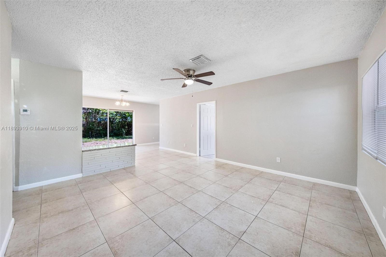 LINWOOD GARDENS - Residential