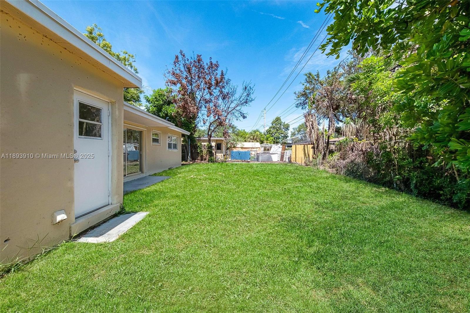 LINWOOD GARDENS - Residential