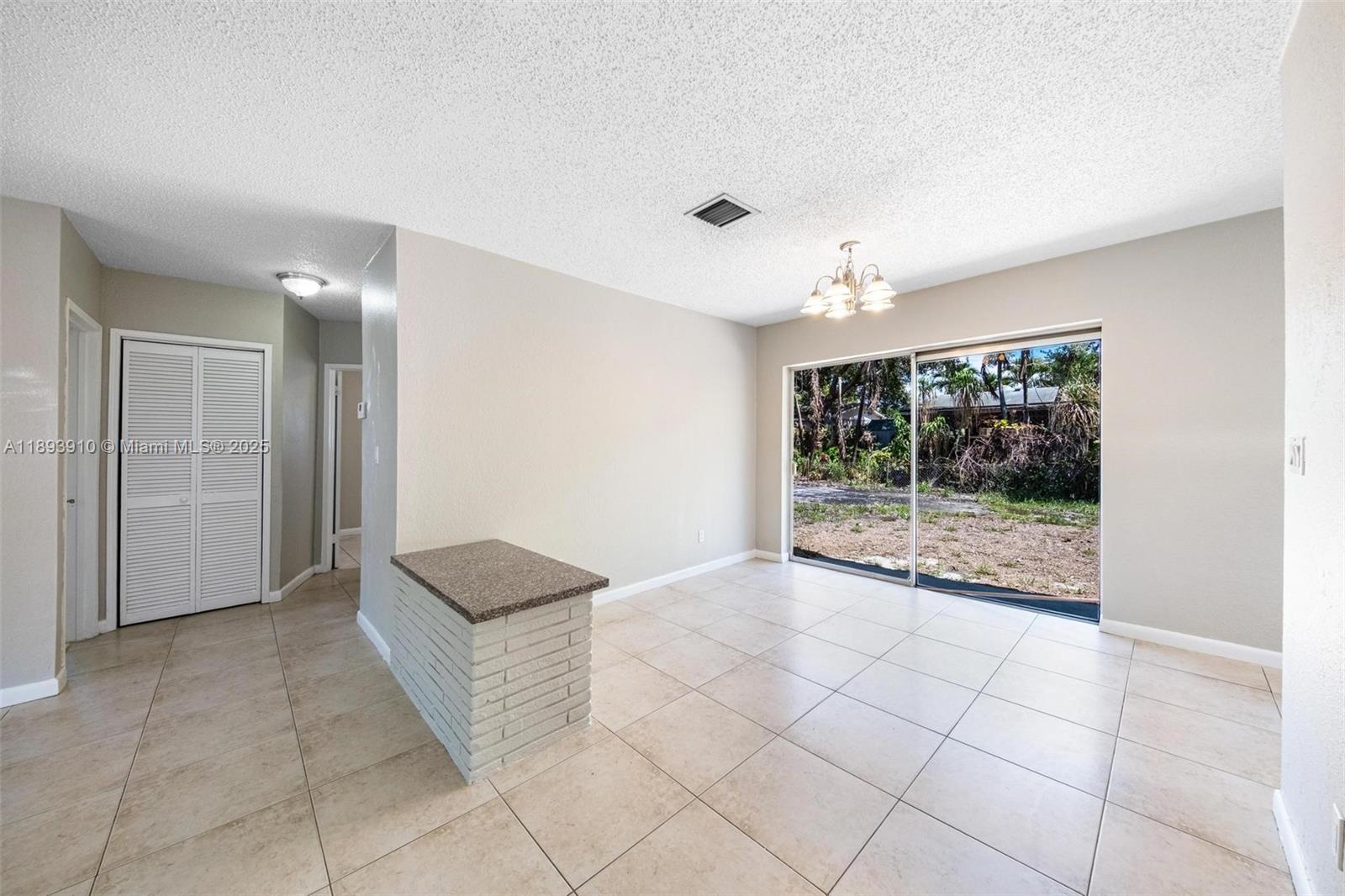 LINWOOD GARDENS - Residential