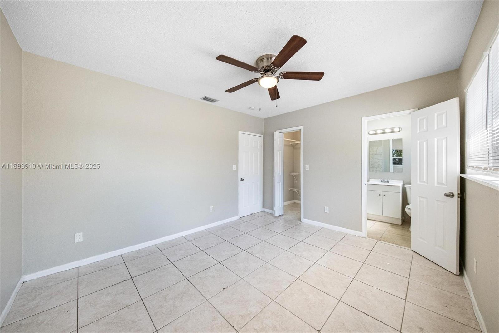 LINWOOD GARDENS - Residential