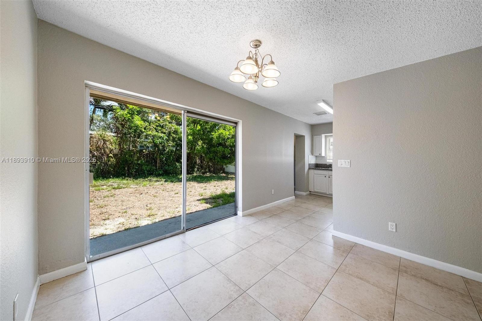 LINWOOD GARDENS - Residential