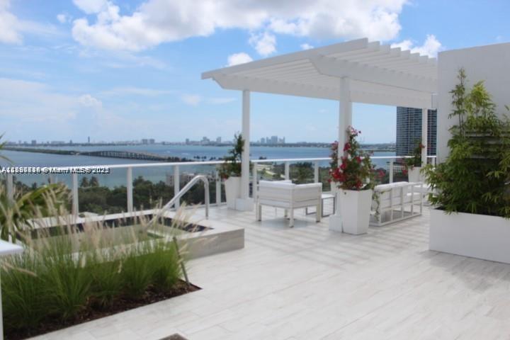 4250 Biscayne Blvd 608