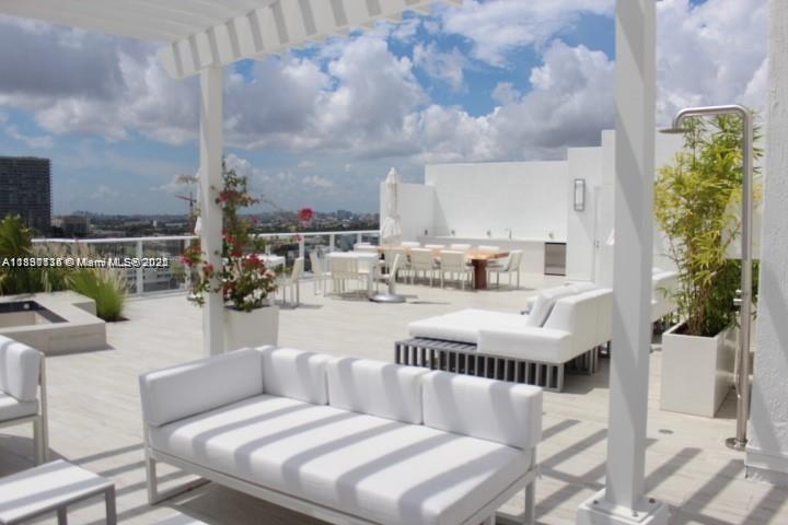 4250 Biscayne Blvd 608