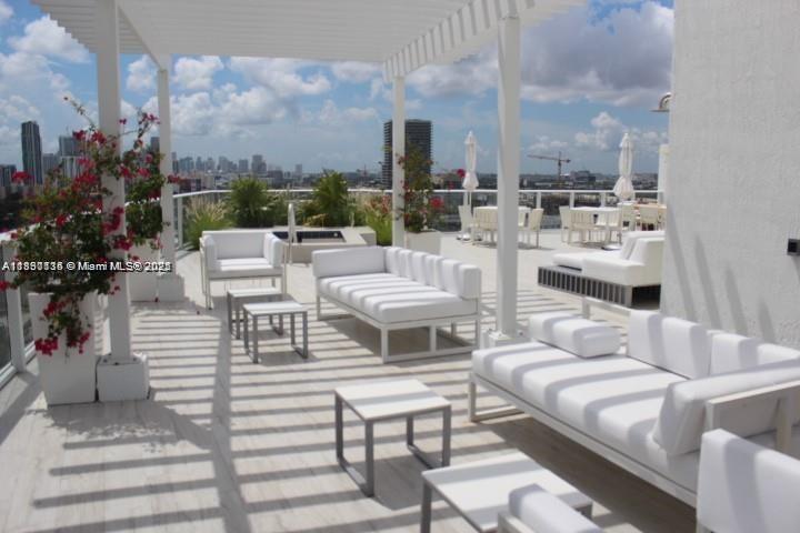 4250 Biscayne Blvd 608