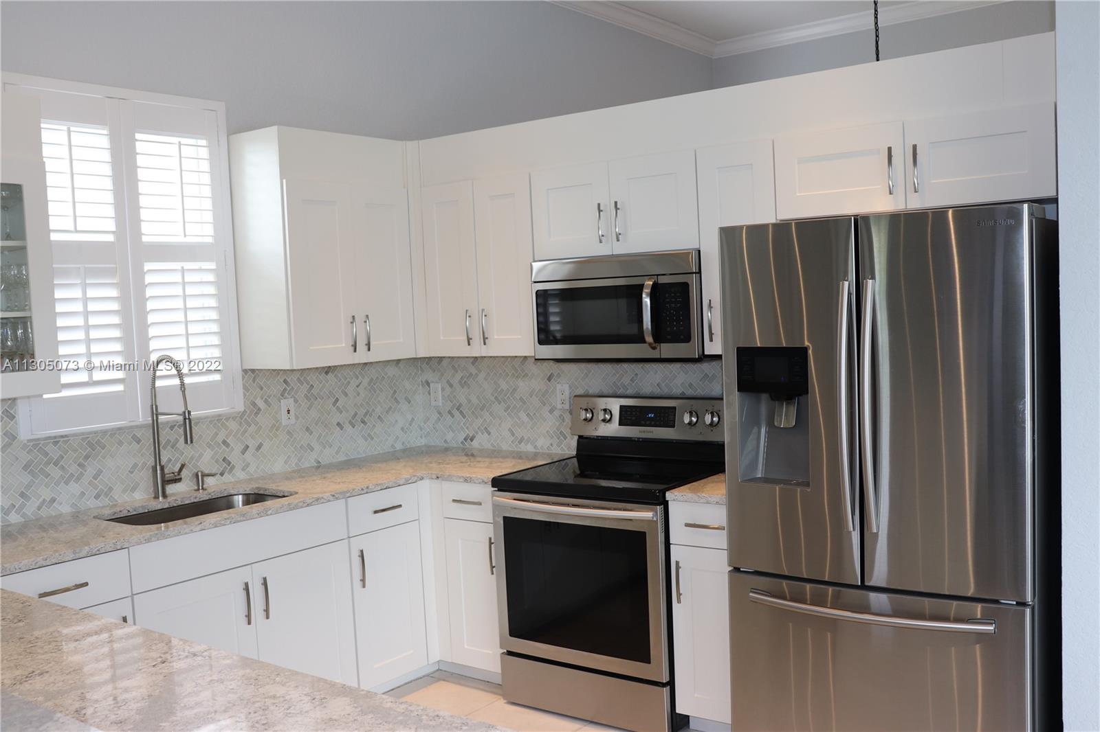 CORAL CREEK 146-6 B - Residential