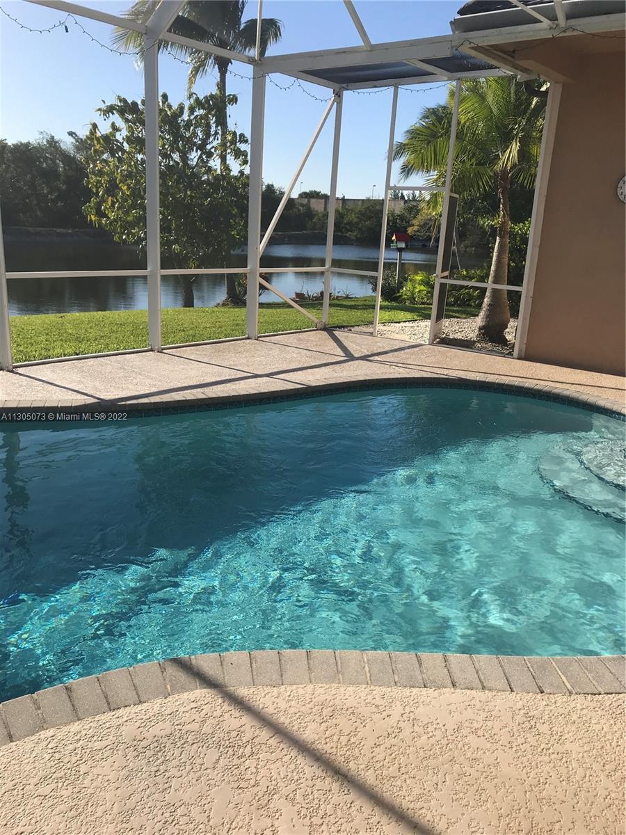 CORAL CREEK 146-6 B - Residential