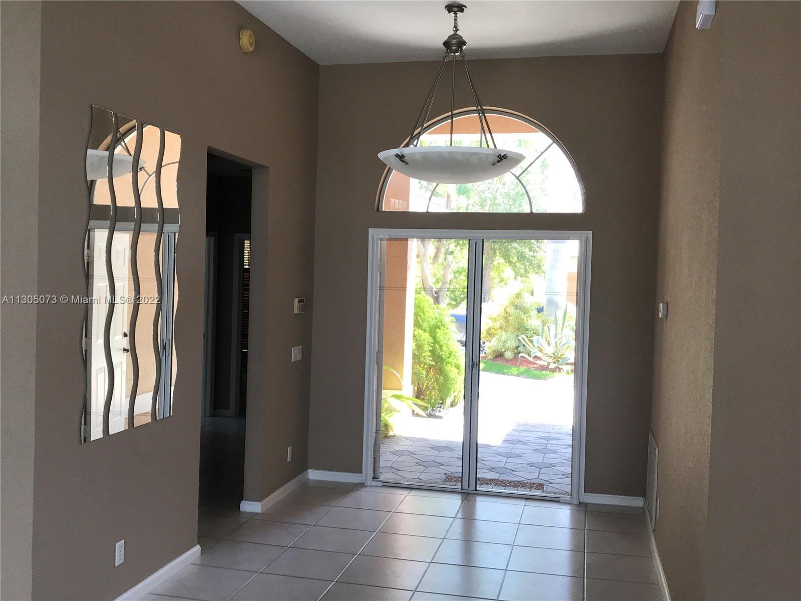 CORAL CREEK 146-6 B - Residential