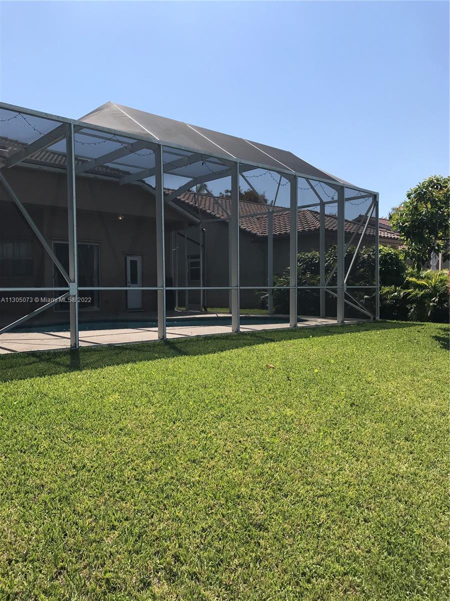 CORAL CREEK 146-6 B - Residential