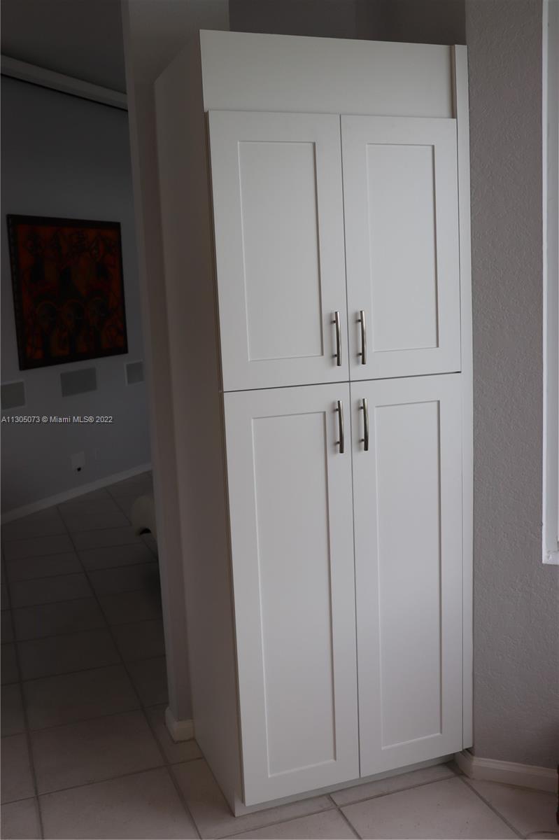 CORAL CREEK 146-6 B - Residential