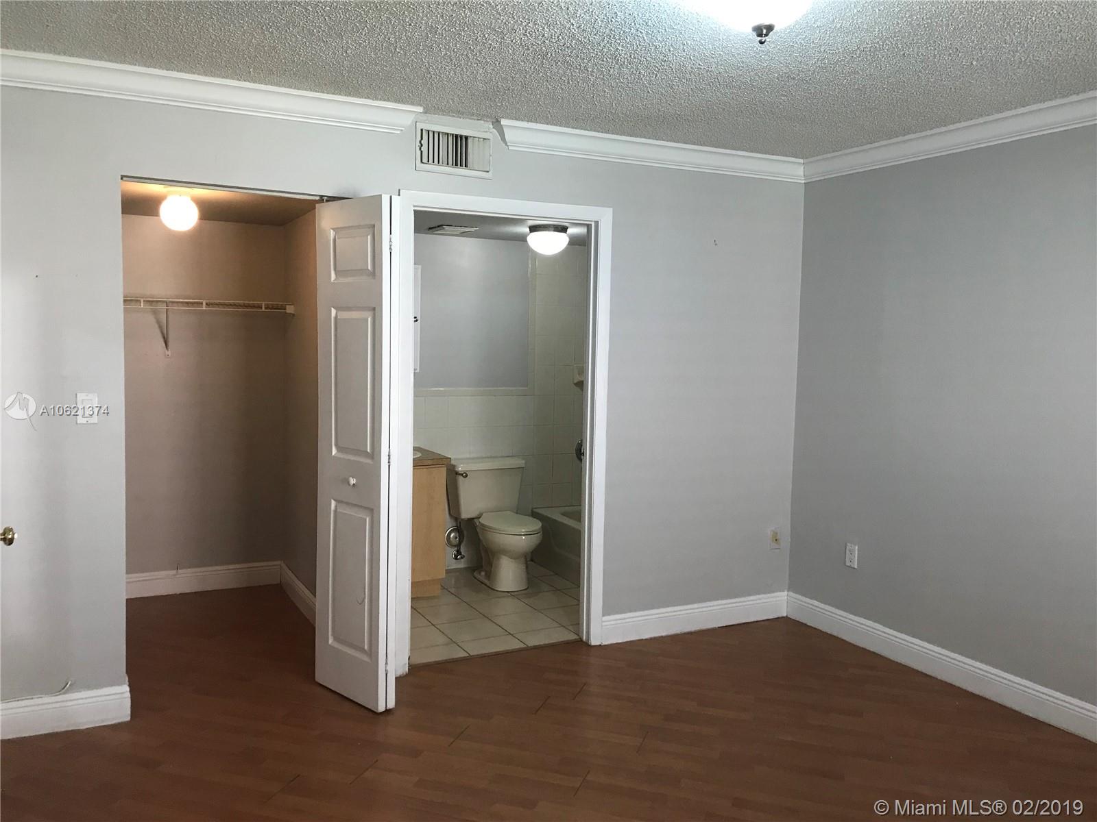 VILLAS DEL PARAISO CONDO - Residential Lease