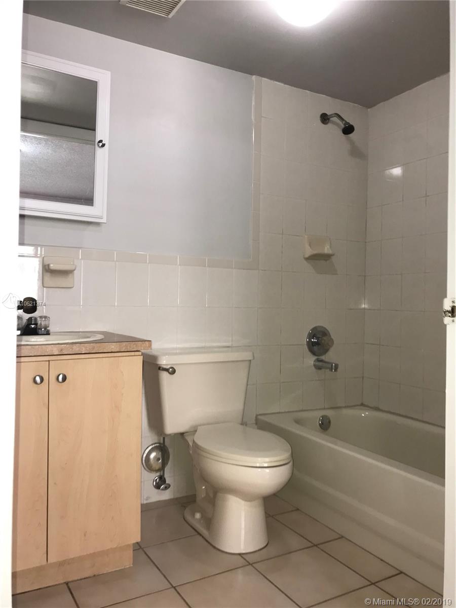 VILLAS DEL PARAISO CONDO - Residential Lease