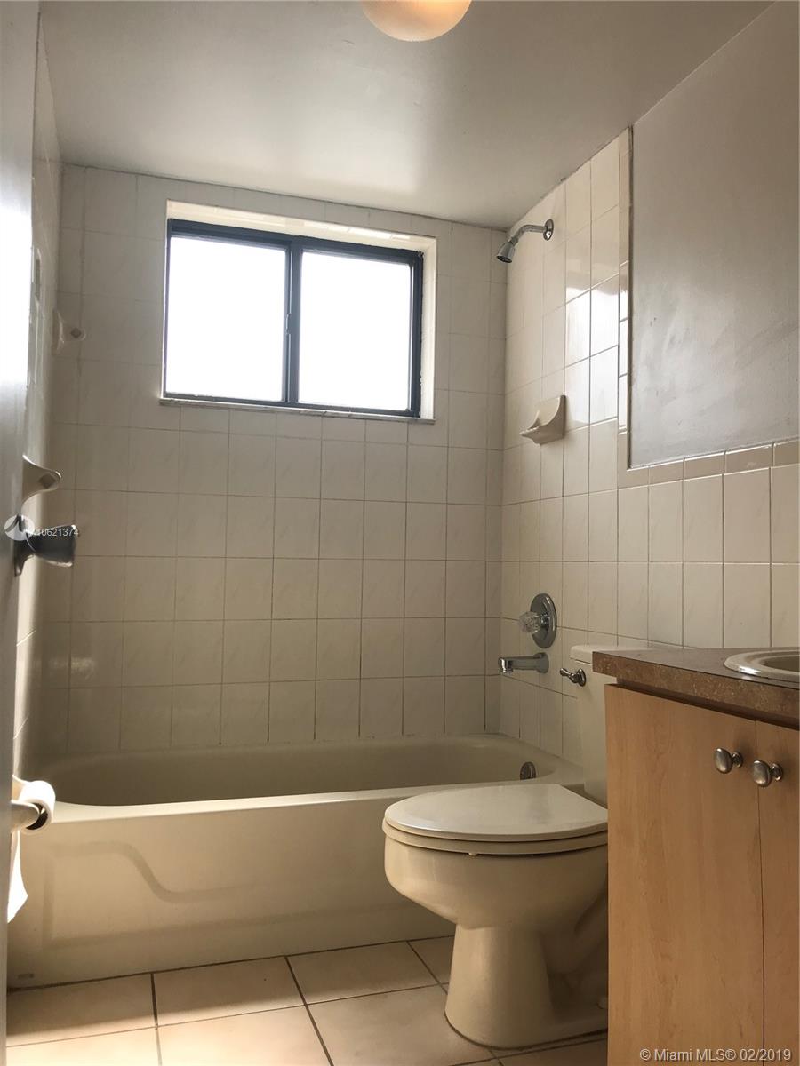 VILLAS DEL PARAISO CONDO - Residential Lease