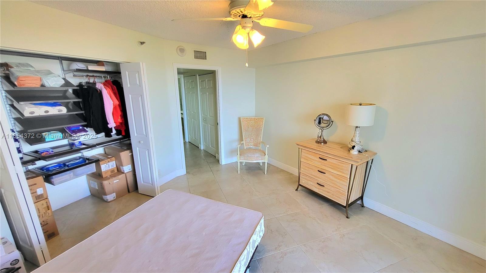 MYSTIC POINTE TOWER 500 C - Residential