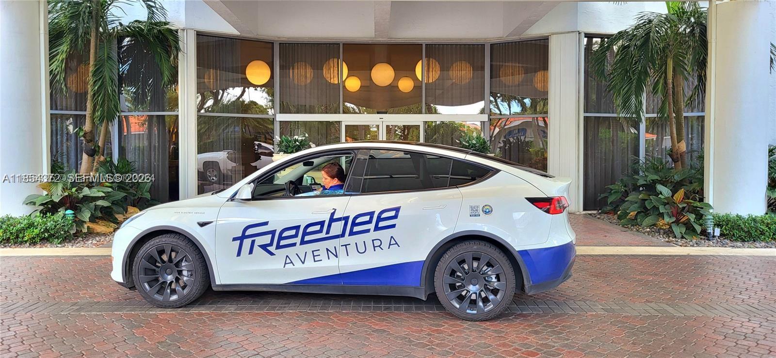 MYSTIC POINTE TOWER 500 C - Residential