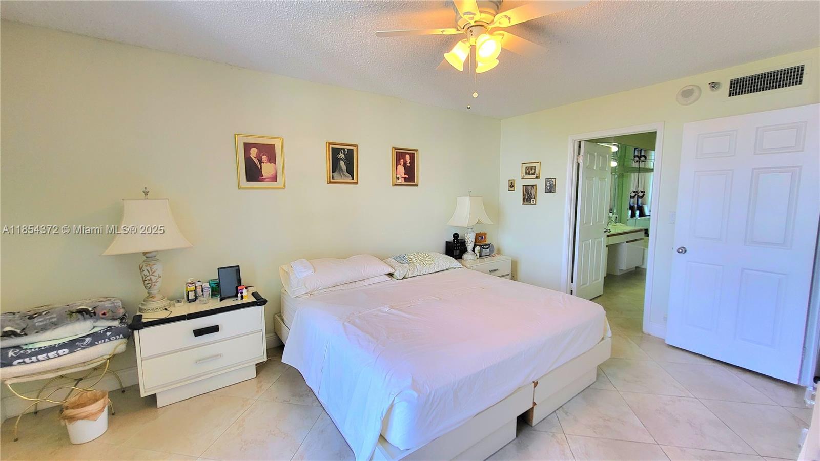 MYSTIC POINTE TOWER 500 C - Residential