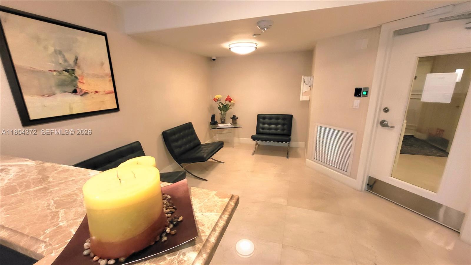 MYSTIC POINTE TOWER 500 C - Residential