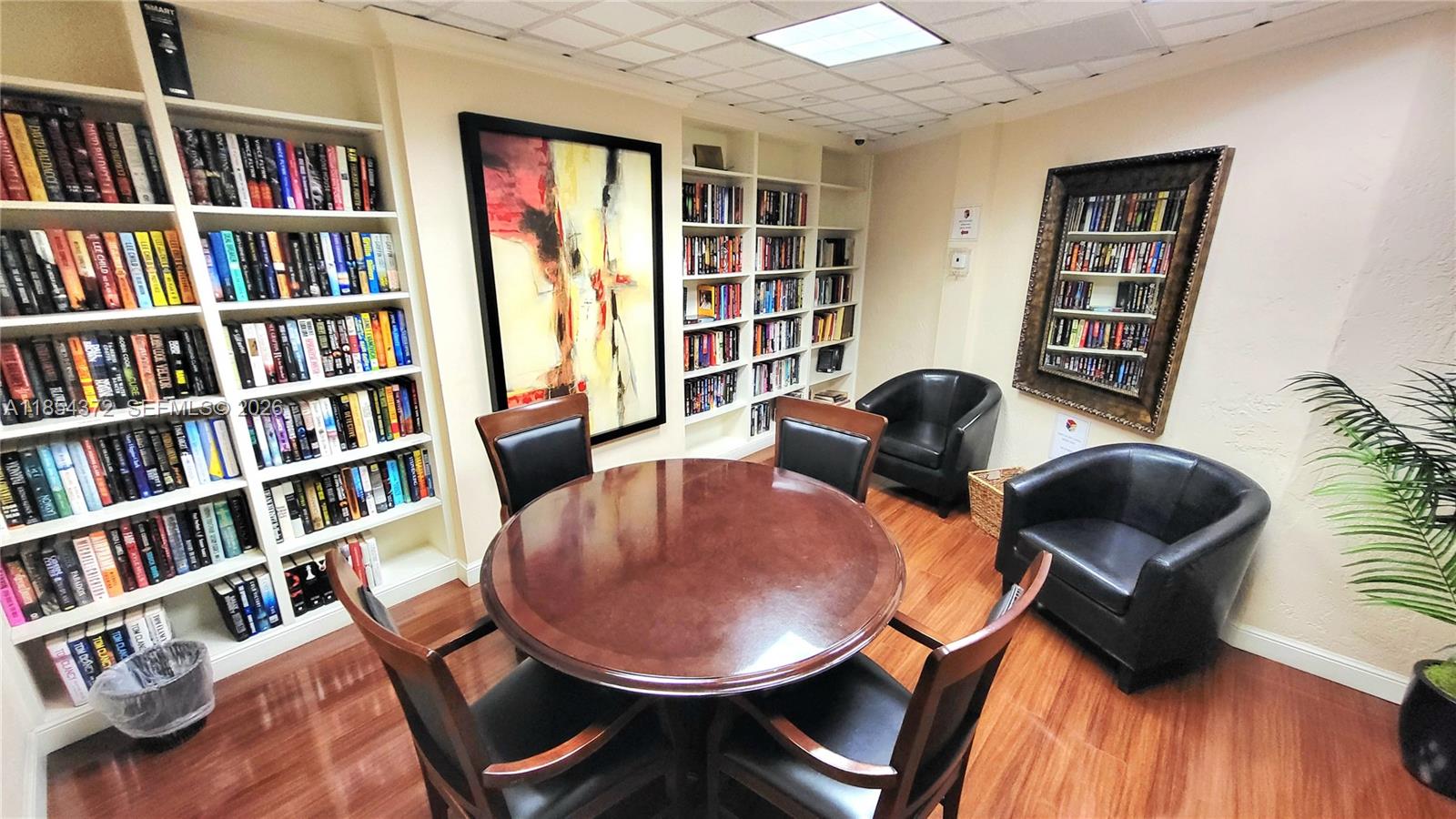 MYSTIC POINTE TOWER 500 C - Residential