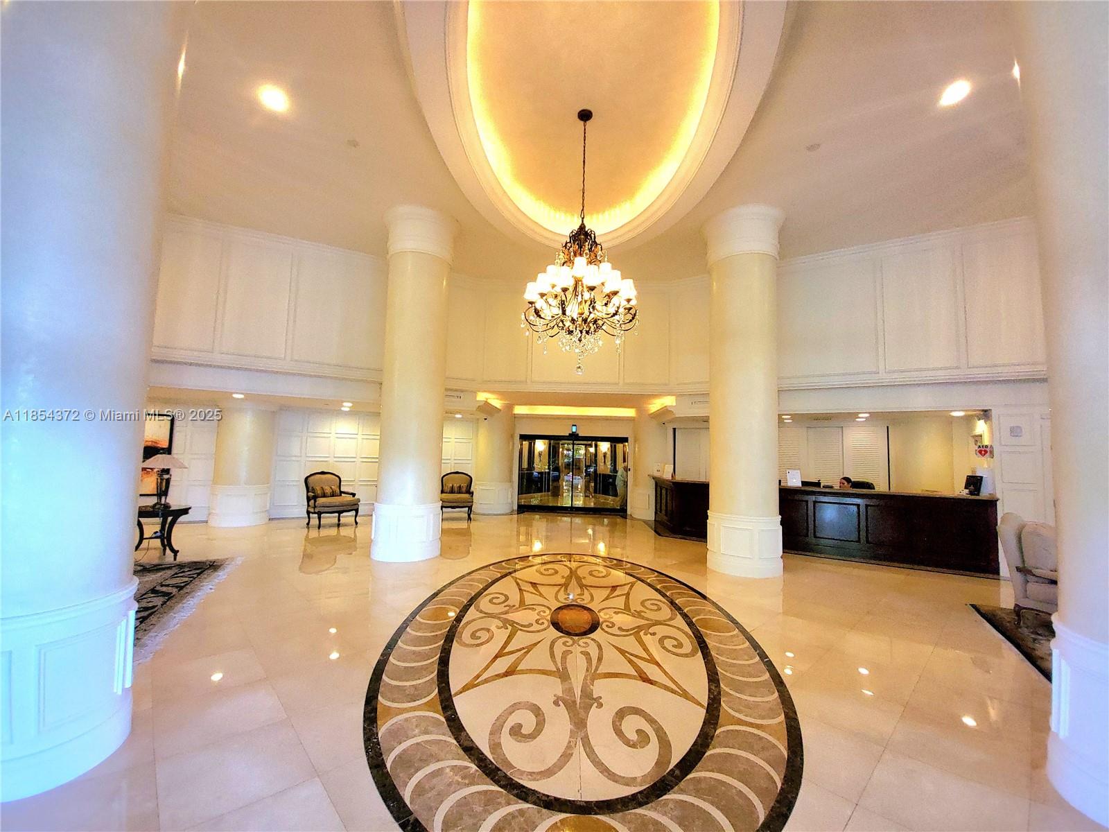 MYSTIC POINTE TOWER 500 C - Residential