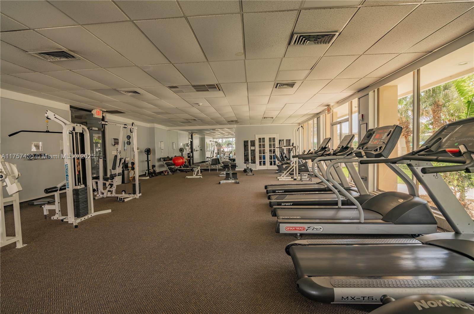 ARLEN HOUSE CONDO - Residential