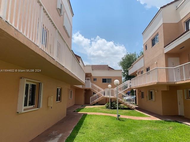 THE SEASONS VILLAS & THMS - Residential Lease