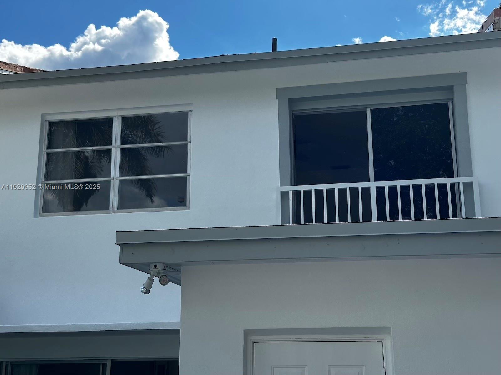 LAKE ROYAL EAST - Residential