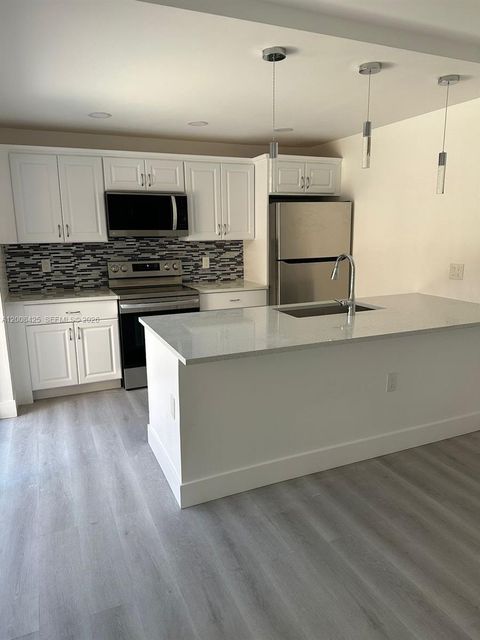 Tiny photo for 736 Mill Valley Pl #736, West Palm Beach, FL 33409 (MLS # A12008425)