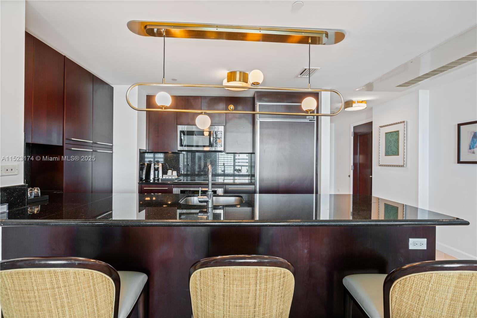 Fontainebleau III - Residential