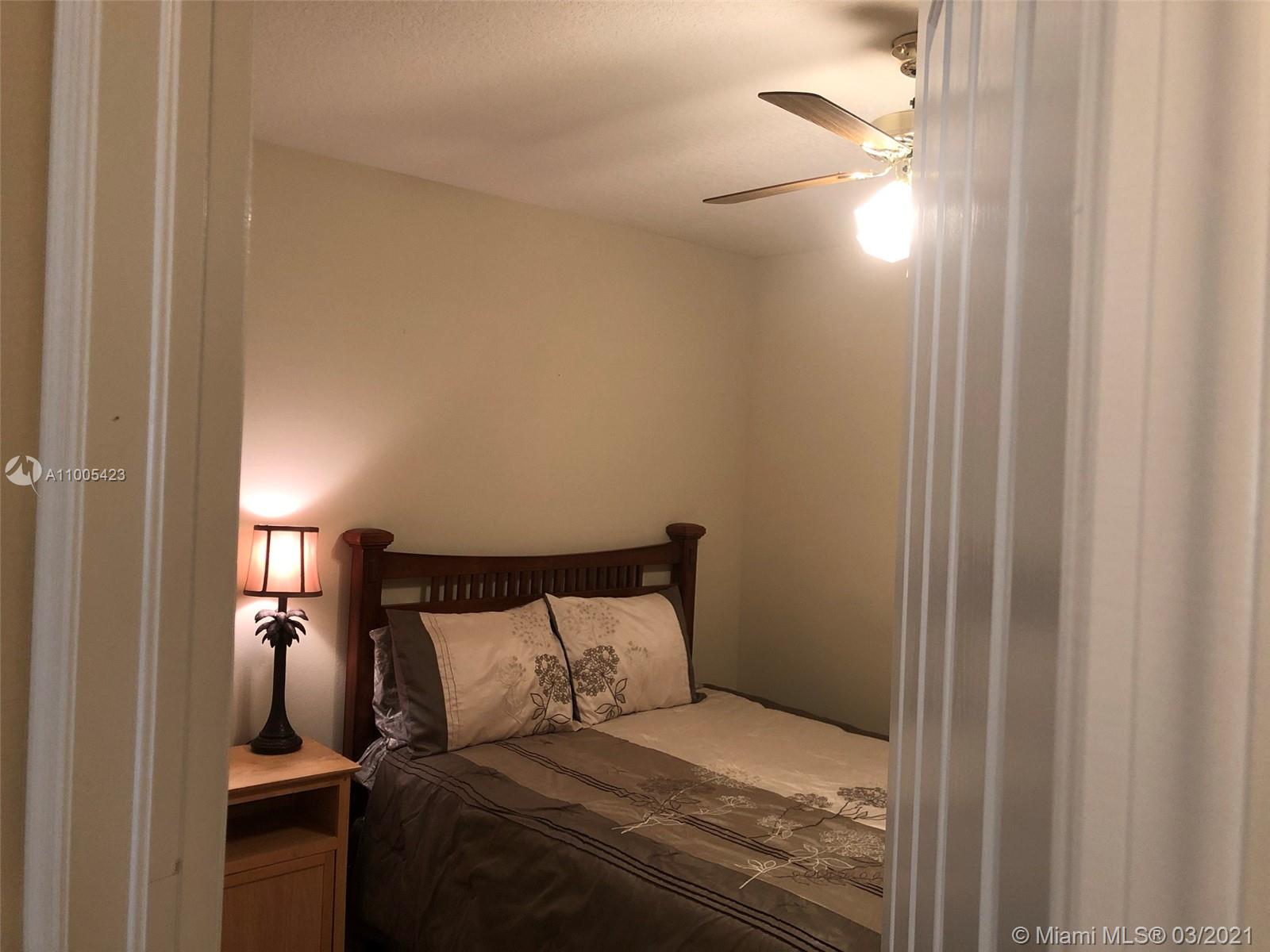 MEADOW POINTE PARCEL 8 UNI - Residential