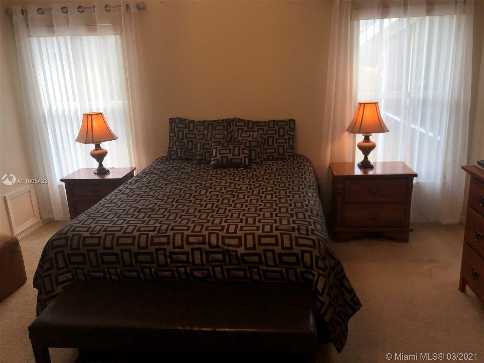 MEADOW POINTE PARCEL 8 UNI - Residential