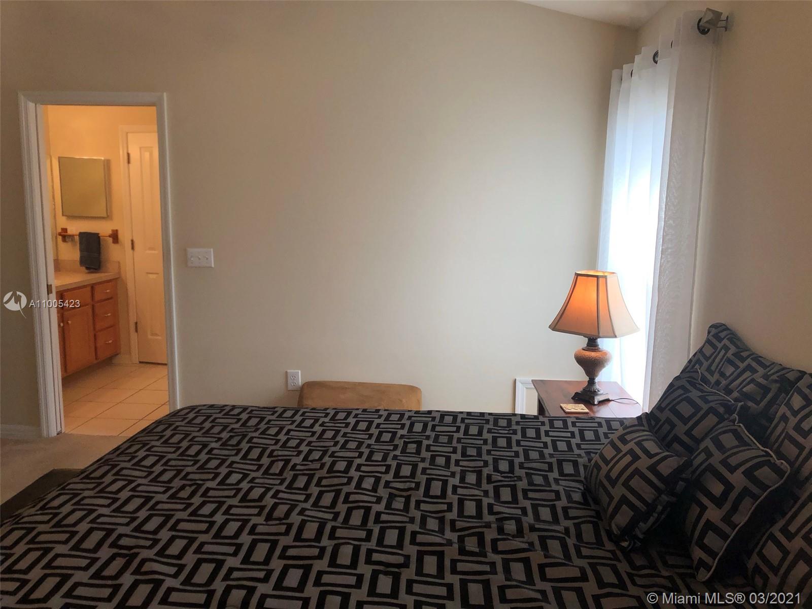 MEADOW POINTE PARCEL 8 UNI - Residential