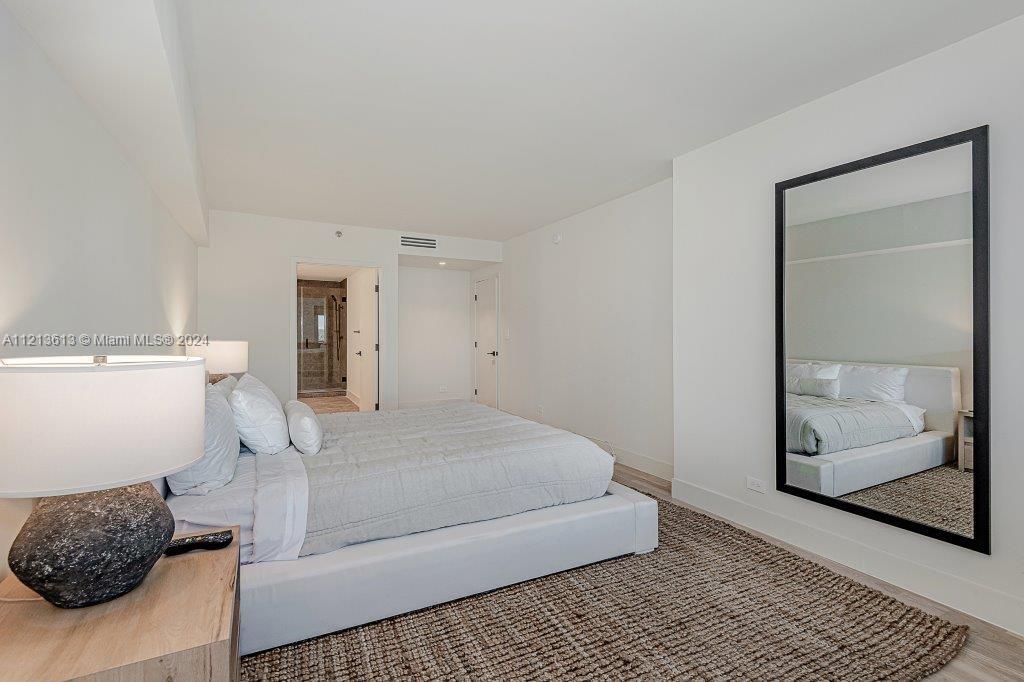 RONEY PALACE CONDO - Residential Lease
