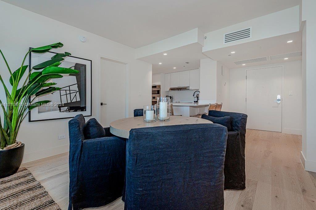 RONEY PALACE CONDO - Residential Lease