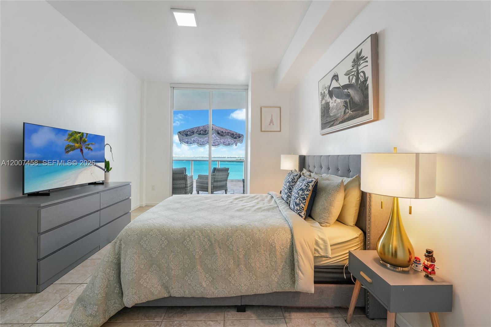 NEW WAVE CONDO - Residential